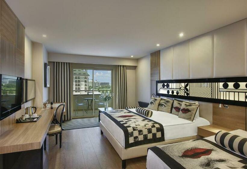 Superior Zimmer mit Ausblick, Delphin Imperial Lara
