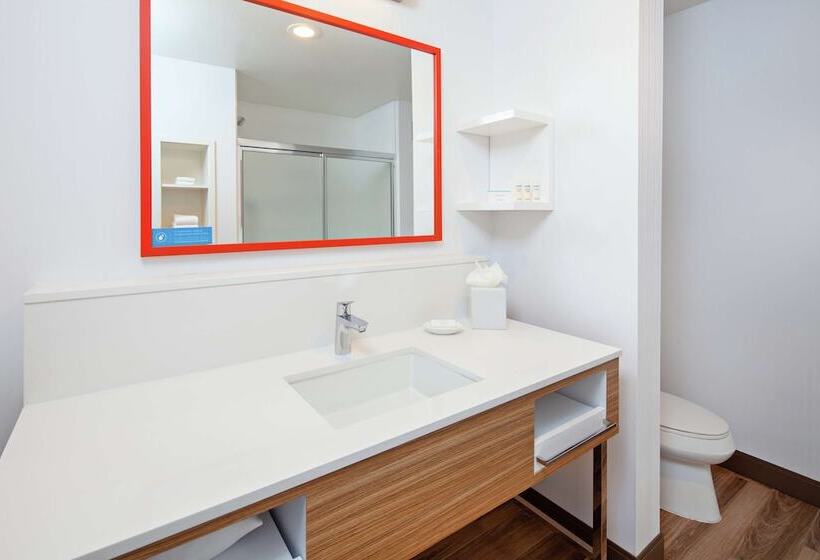 Номер Стандарт, Hampton Inn & Suites Chino Hills