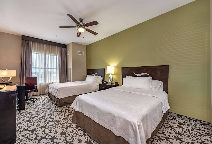 Люкс 2 Спальни, Homewood Suites By Hilton Oxnard/camarillo