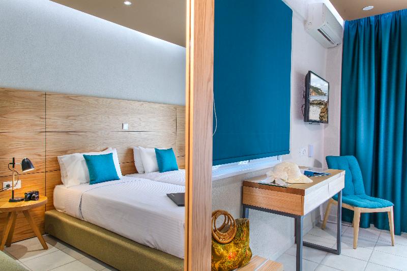 デラックススタジオ, Royal Hotel And Suites