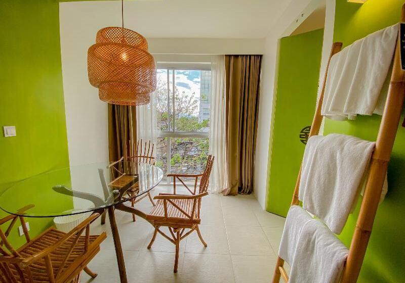 اتاق چهارنفره مدیریتی, Sino House Phuket Hotel   Sha Plus