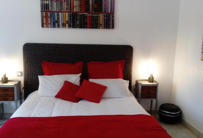 舒适三人间, Chambres Et Tables D Hotes  O Doux Matins  Aux Portes De Chinon