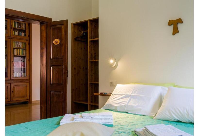 اتاق استاندارد, Monastero Santa Chiara Guest House