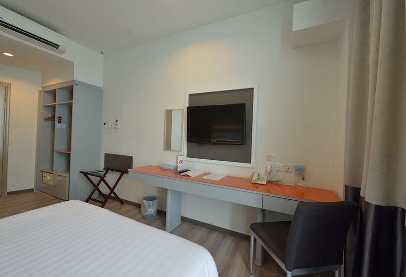 اتاق سوپریور با چشم‌انداز شهر, Abell Hotel Kuching
