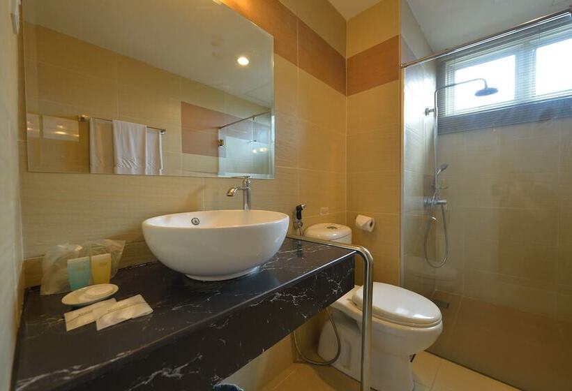 Трехместный Номер Deluxe, Abell Hotel Kuching