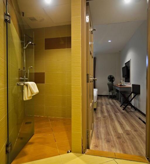 اتاق لوکس خانوادگی, Abell Hotel Kuching
