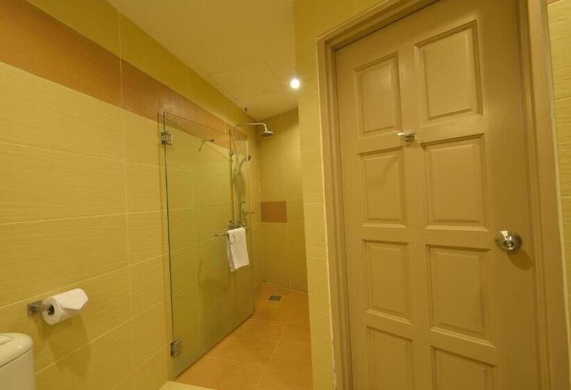 اتاق لوکس خانوادگی, Abell Hotel Kuching
