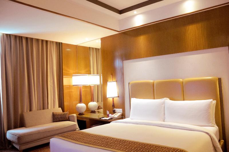 اتاق استاندارد با تخت بزرگ, Crowne Plaza New Delhi Okhla, An Ihg
