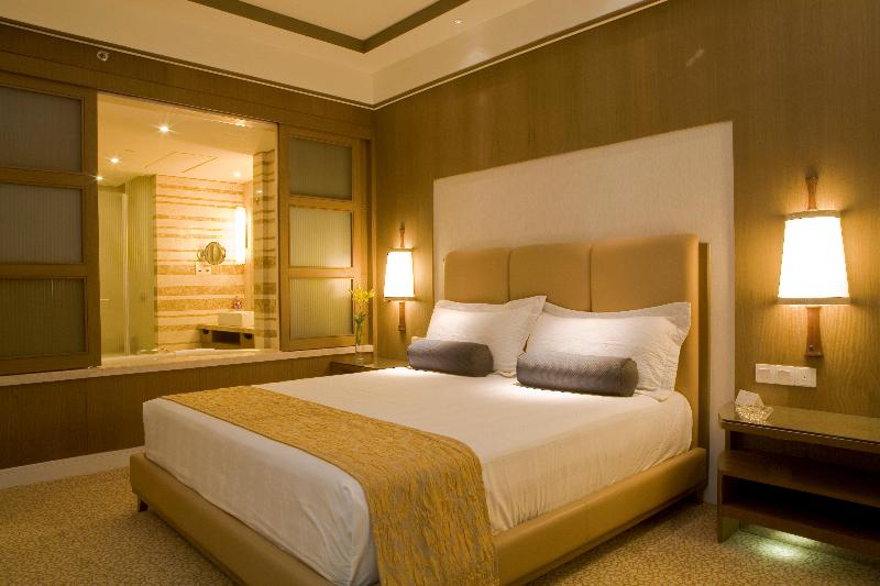 اتاق استاندارد با تخت بزرگ, Crowne Plaza New Delhi Okhla, An Ihg