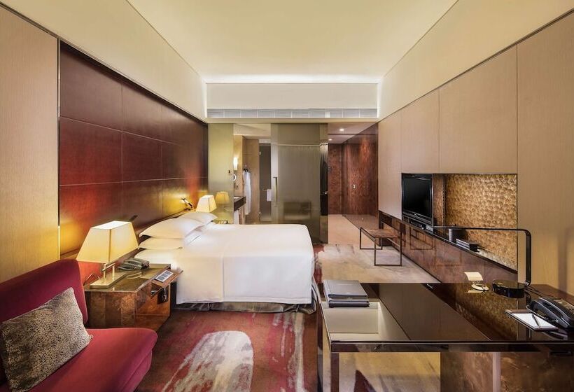 Номер Executive Кровать Кинг, Hilton Guangzhou Tianhe