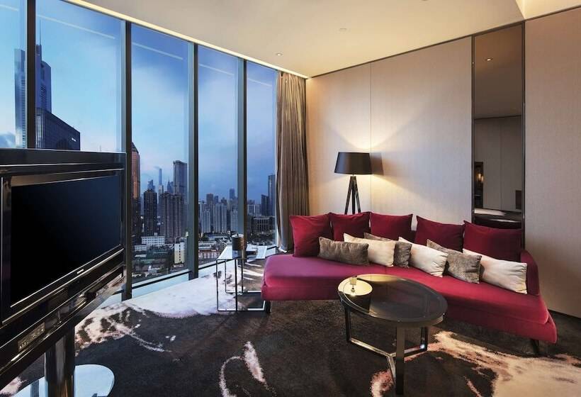 Люкс Повышенной Комфортности, Hilton Guangzhou Tianhe