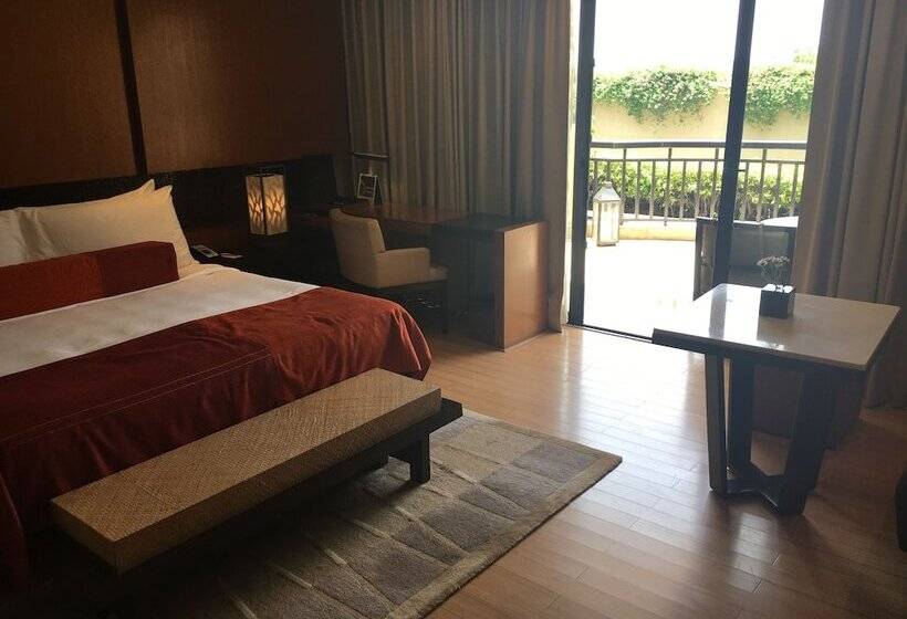 Premium Szoba, Vivanta Surajkund, Ncr