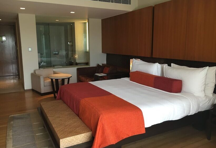 Номер Премиум, Vivanta Surajkund, Ncr