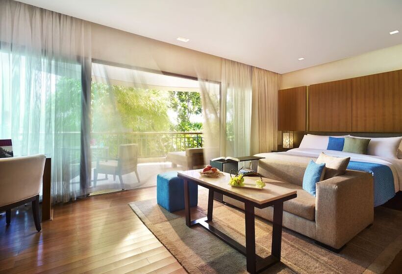 Люкс, Vivanta Surajkund, Ncr