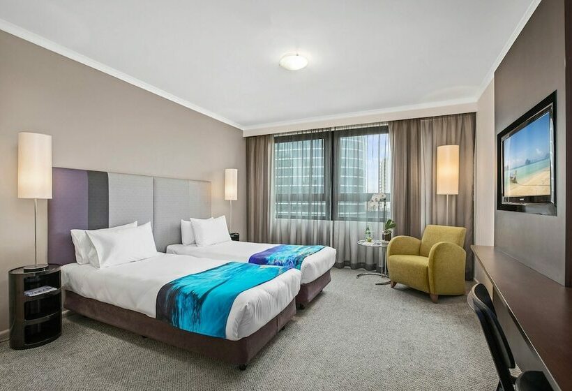 标准工作室, Mantra Parramatta
