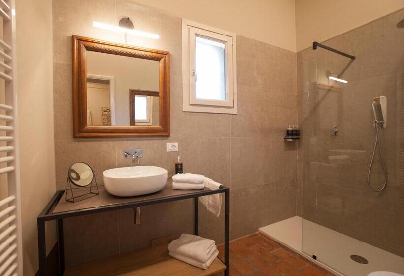 مجموعه ویستا شهر, Ca  Bianca Tuscany Relais