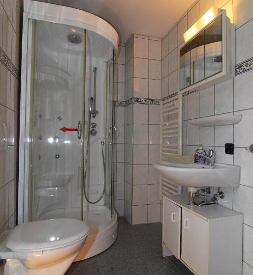 标准单人间, Monteurwohnung Ferienwohnung Krings Baptistastr 2a