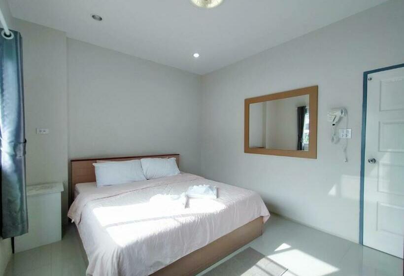 침실 3개 주택, Uthaithani Resort