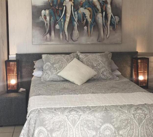 Family Suite, White River B & B