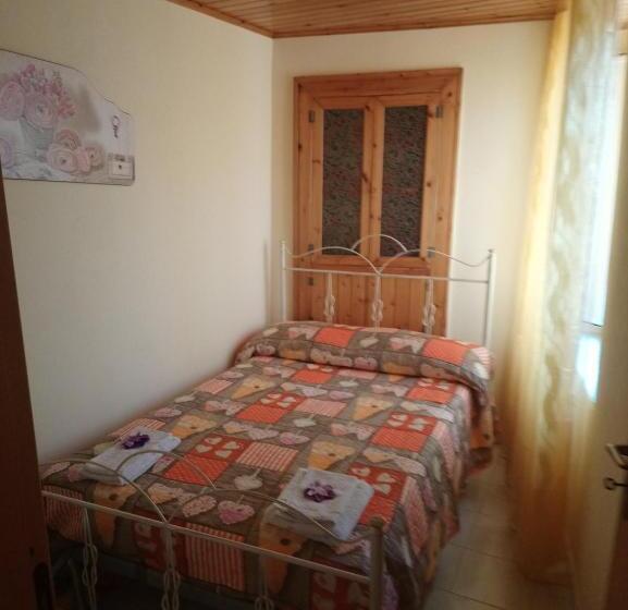 Номер Economy, B&b Il Campanile Di Leone Pina