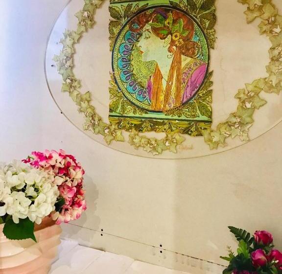 اتاق استاندارد سه نفره, B&b Red Village