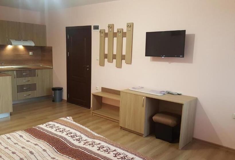 Студио Стандарт Кровать Кинг, Chilingirovata Kashta