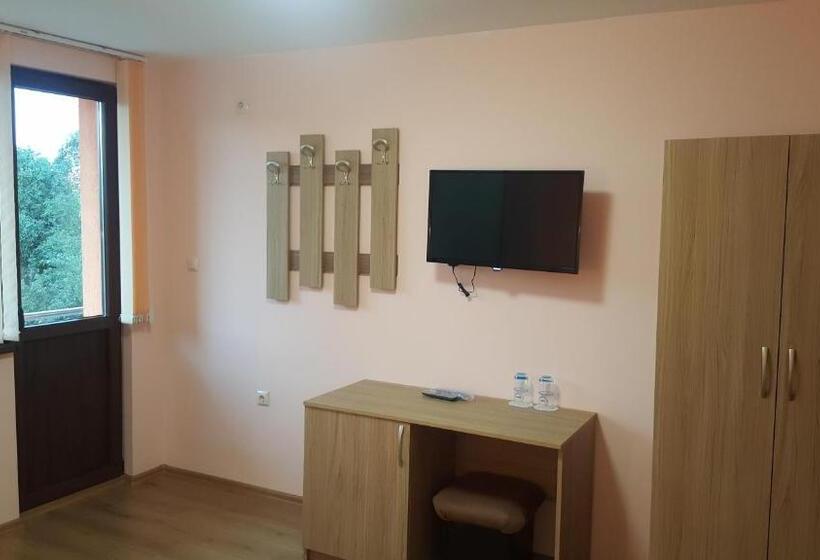 Номер Стандарт с Балконом, Chilingirovata Kashta
