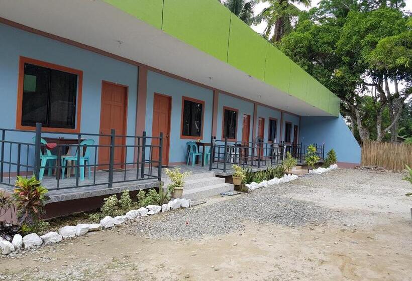 Четырехместный Номер Классик, Cubby S Guesthouse