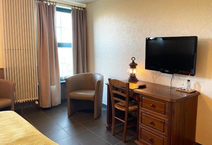 Номер Deluxe, Het Elsland