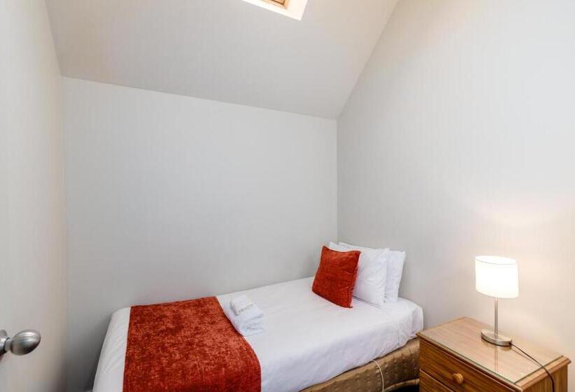 Апартаменты 3 Спальни, Bella Vista Motel & Apartments Christchurch