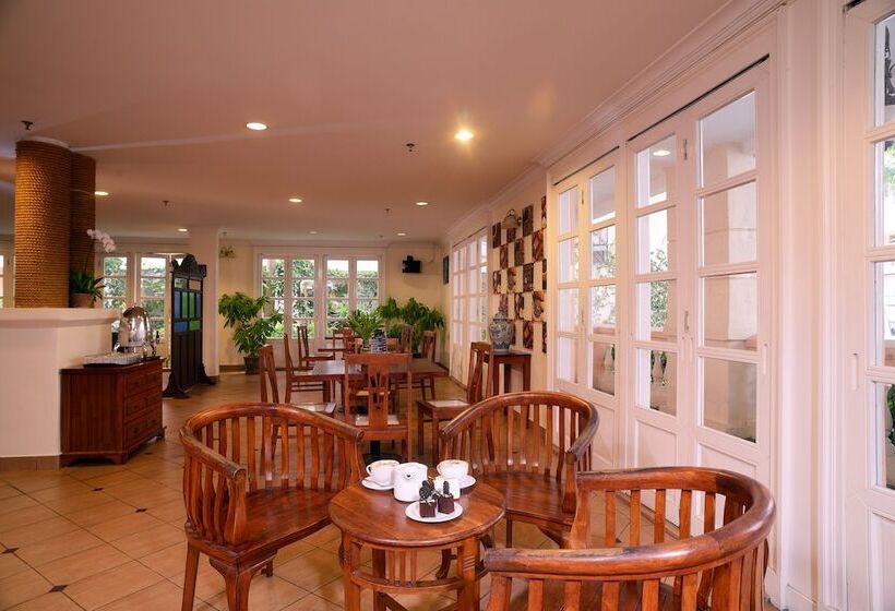 Номер Стандарт, Bella Vista Waterfront Resort