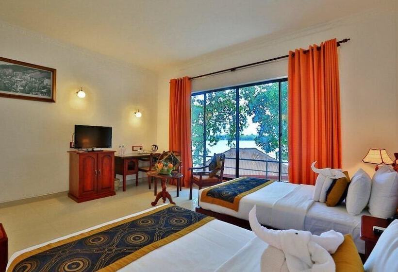Номер Deluxe, Centauria Lake Resort