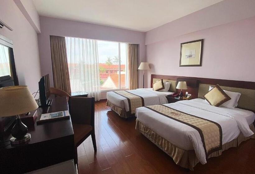اتاق استاندارد با چشم‌انداز شهر, Mondial Hotel Hue