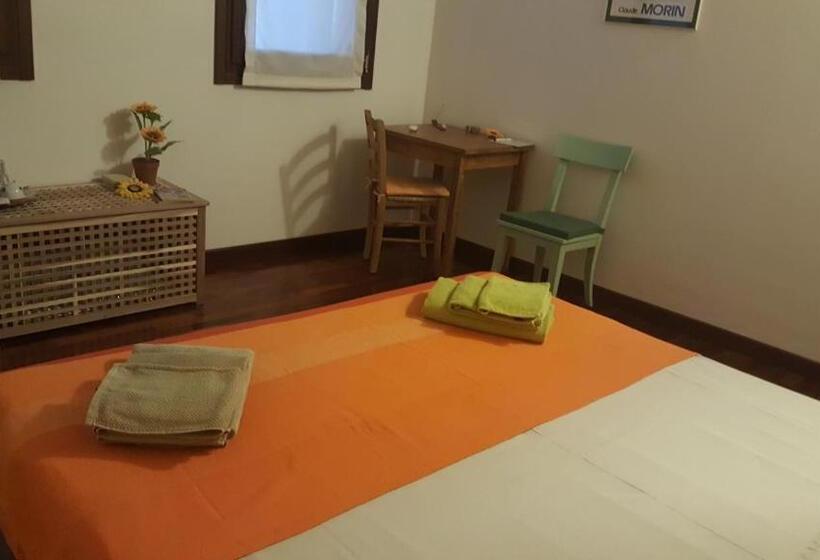 Standard room with outdoor bath, Il Farfasole