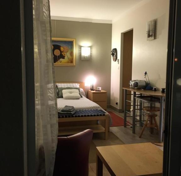 Номер Стандарт Вид на Бассейн, La Chambre Des Amis