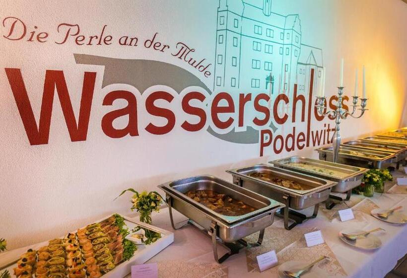 Номер Стандарт Вид на Сад, Wasserschloss Podelwitz