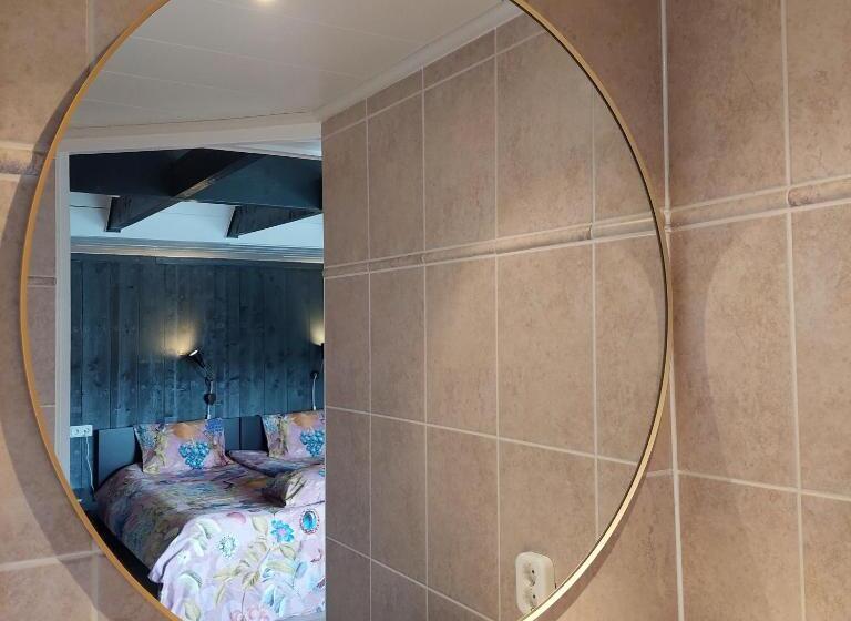 디럭스 스튜디오, B&b In De Dorpsstraat