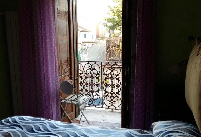Номер Стандарт, Borgo La Forgia