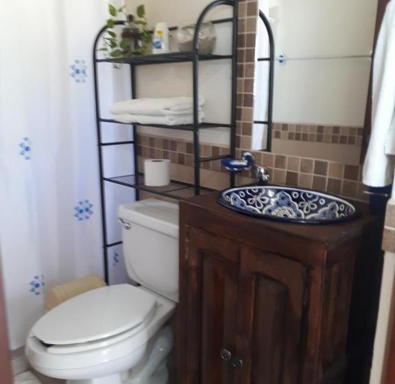 Quarto Estandar Cama King, La Vivienda Villa