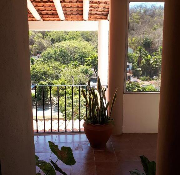 Quarto Deluxe, La Vivienda Villa