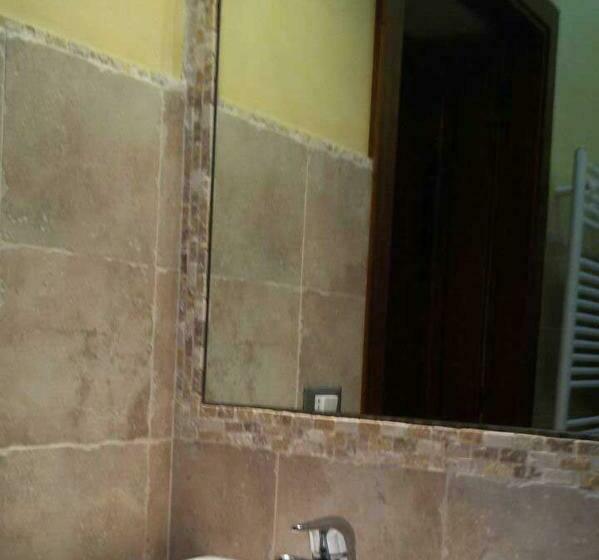 استودیو استاندارد با چشم‌انداز باغ, Agritur Villa Osvaldo Castiglione Del Lago Pg Colazione Piscina Acqua Salata