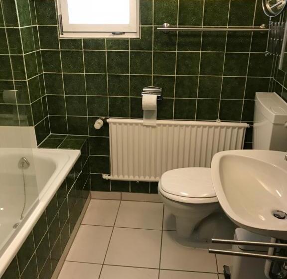 Семейный Номер, Eifelerhof Hotel Monschau