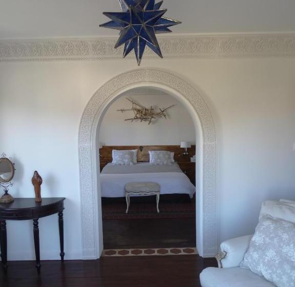 غرفة قياسية مطلّة علي الحديقة, Cote Jardin