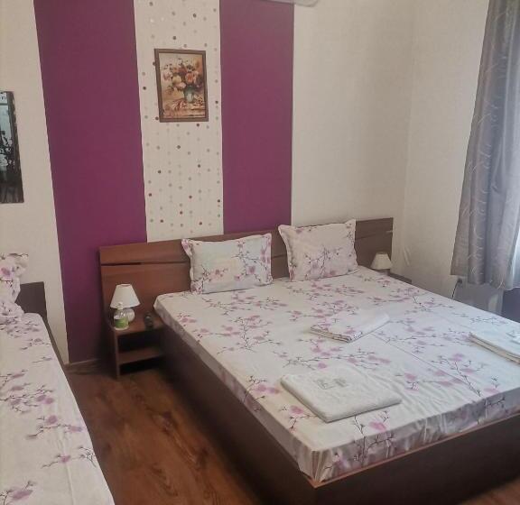 Номер Стандарт Трехместный, Teodora House