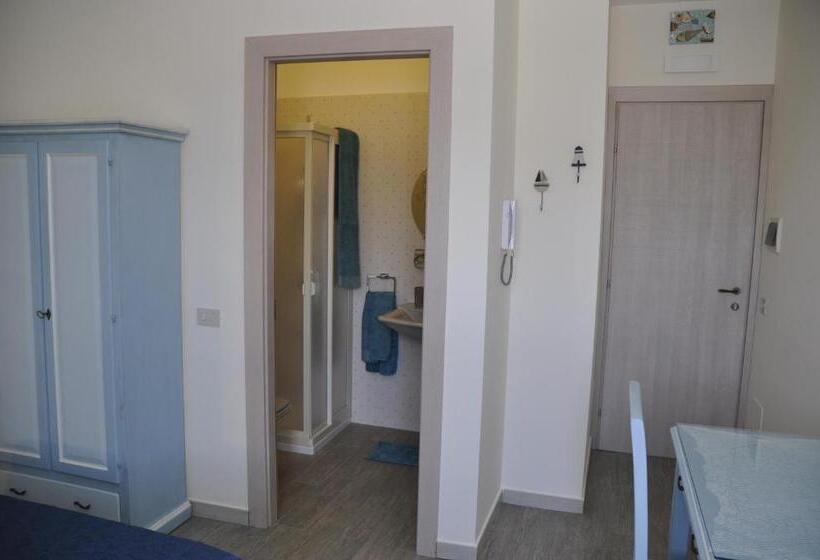 Quarto Triplo Estandar, Azzurromare