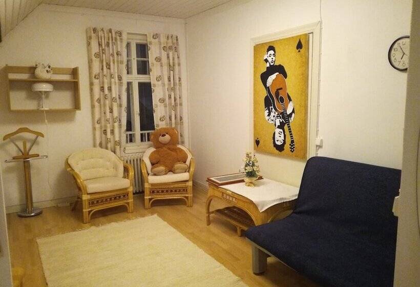 Студия Стандарт, Firsthome Guesthouse