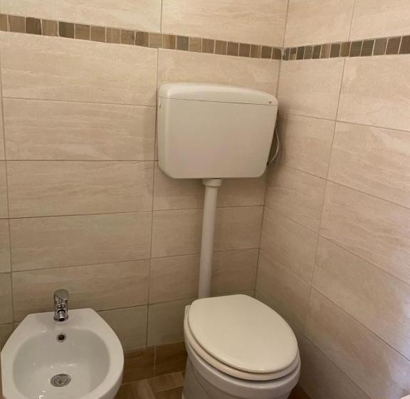 اتاق استاندارد, Paste&cannola