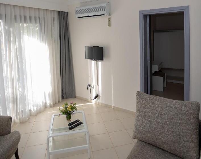 Suíte, Mitos Apartments