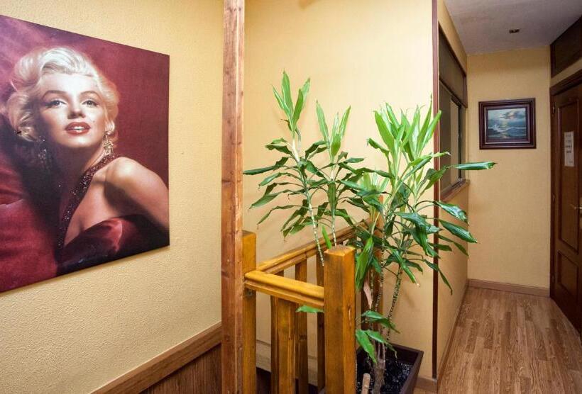 חדר סטנדרט, Hostal Goias