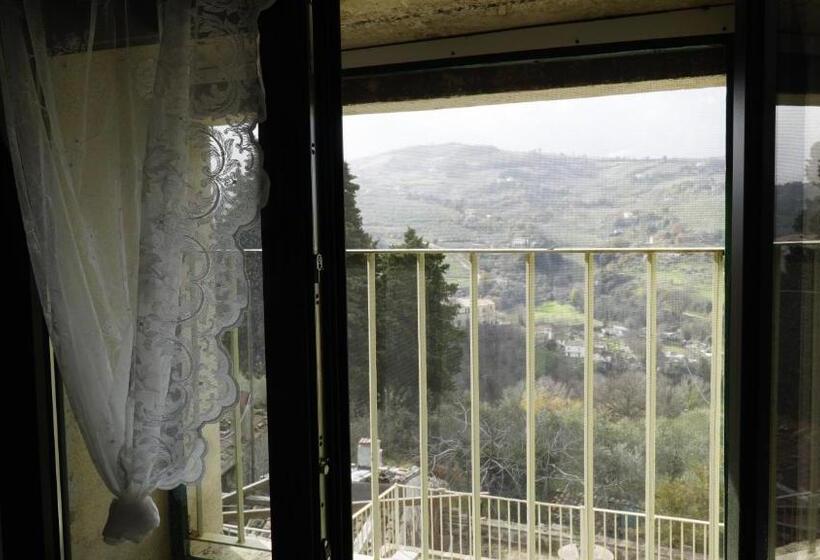 اتاق استاندارد, Agriturismo Sorgente Di Luna